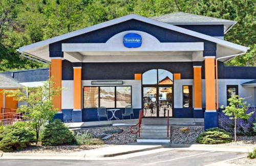 Rapid City Hotel | Travelodge by Wyndham Rapid City