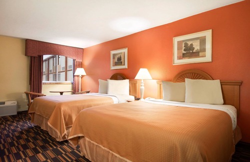 Sturgis Hotel | Travelodge by Wyndham Sturgis