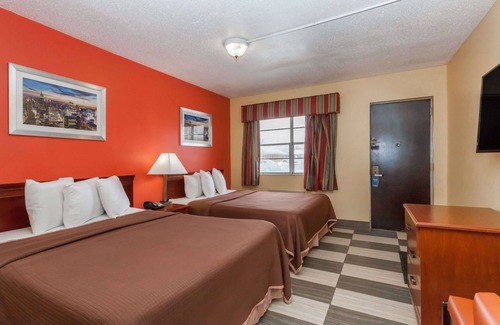 Jersey City Hotel | Travelodge by Wyndham Jersey City