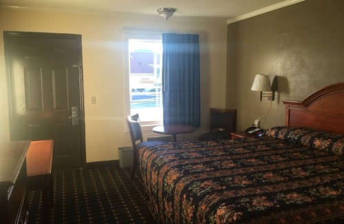 Orangeburg Hotel | Travelodge by Wyndham Orangeburg