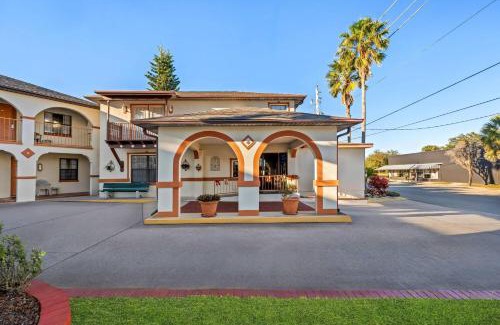 St. Augustine Hotel | Travelodge by Wyndham Hotel & Cottages St Augustine - Historic