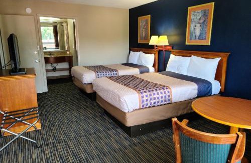 Williamsburg Hotel | Travelodge by Wyndham Williamsburg Colonial Area