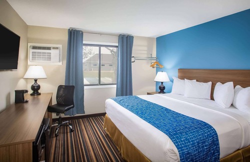 Wahpeton Hotel | Travelodge by Wyndham Wahpeton Event Center