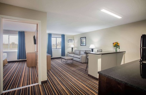 Wahpeton Hotel | Travelodge by Wyndham Wahpeton Event Center
