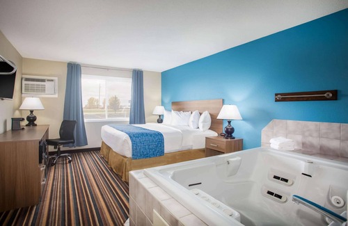 Wahpeton Hotel | Travelodge by Wyndham Wahpeton Event Center