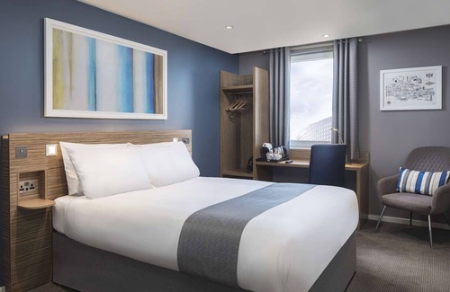Galway City Centre Hotel | Travelodge Galway