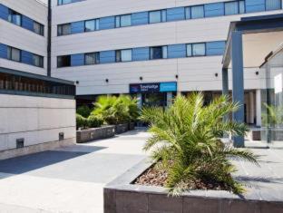 San Pascual Hotel | Travelodge Torrelaguna