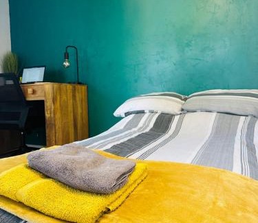 Trawsfynydd House | Trawsfynydd Stone Cottage