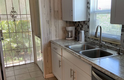 St. Lucie Village House | Treasure Coast Retreat - 5 min from Beach