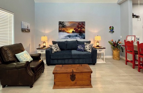 Central City House | Treasure Cove-14917 Smugglers Cove Dr