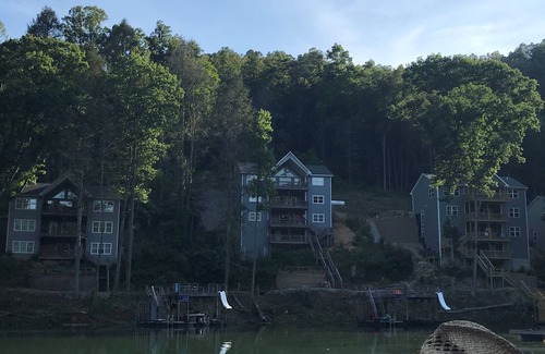 La Follette House | Treasure Cove, Waterfront, 9 Bed/9 Bath, Double Decker Dock, arcade games