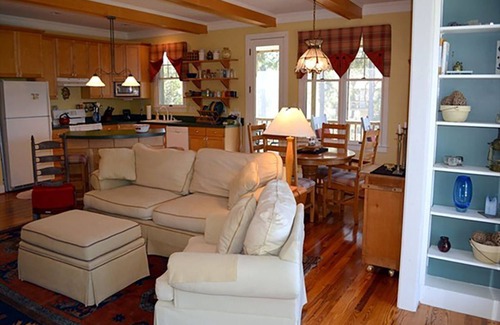 Oriental House | Treasure Drive Home - Bring your boat & stay a while