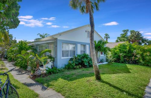 St. Pete Beach Apartment | Treasure home in St-Pete Beach