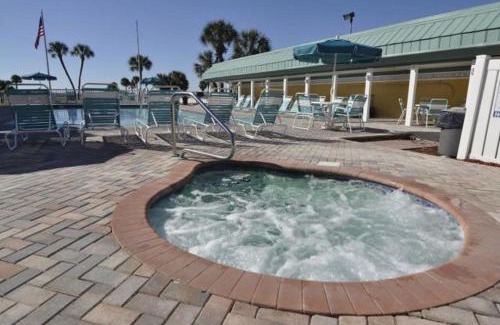 Treasure Island Apartment | Treasure Island Beach Club 727-360-7096