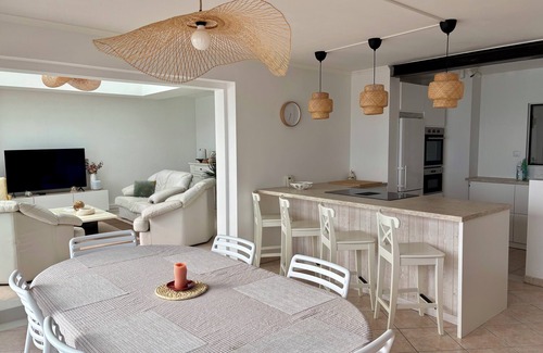 Saint-Gilles-Croix-de-Vie Apartment | Treat yourself to a relaxing interlude by the water.