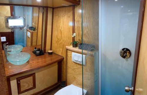 Omis Boat Rental | Trebenna