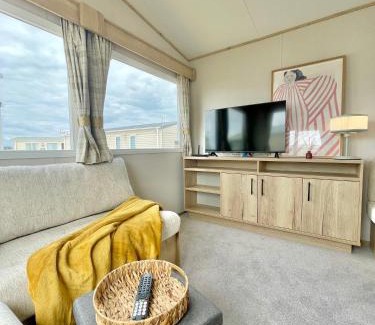 Porthcawl Apartment | Trecco Bay Caravan Cosy Coastal Retreat