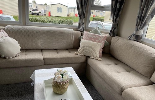 Porthcawl Apartment | Trecco Bay Porthcawl Caravan 8 berth PALMS 4