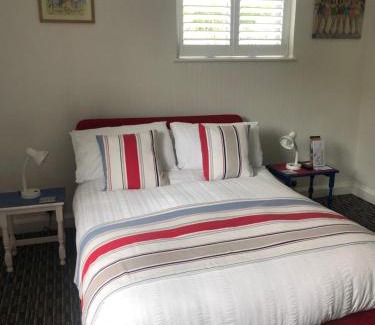 Truro Bed & Breakfast | Tredara Bed & Breakfast