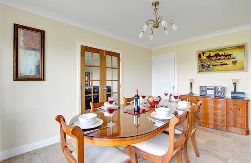 Dyffryn Ardudwy Cottage | Tredegar