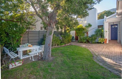 Onrus House | Tree Fern Cottage