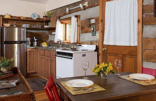 Logan Cabin | Tree House Cabin Hocking Hills