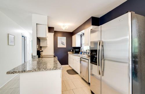 Crystal River House | Tree-Lined Retreat 4 Mi to Three Sisters Springs!