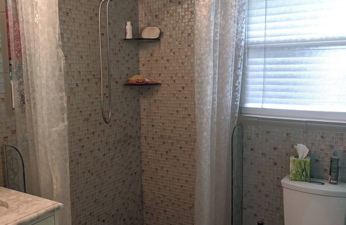Clearwater Villa | Tree Top Charming villa with 2 bedrooms and WiFi, AC in marvelous Clearwater