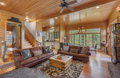Cashiers House | Tree top is a 5-star mountain home with majestic views and easy lake access!