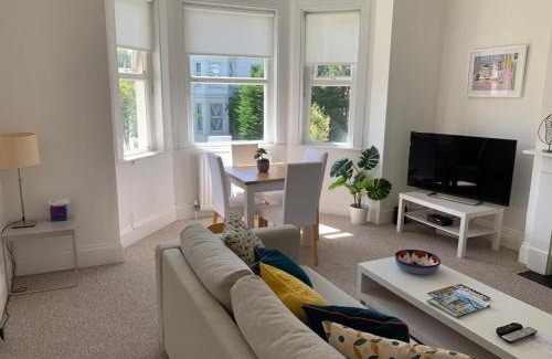 Royal Tunbridge Wells Apartment | Tree Tops Apartment in Tunbridge Wells