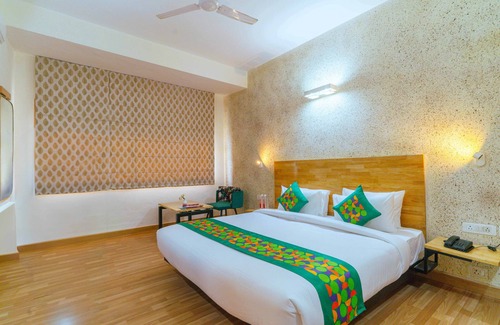 Greater Kailash Hotel | Treebo Ace Luxe