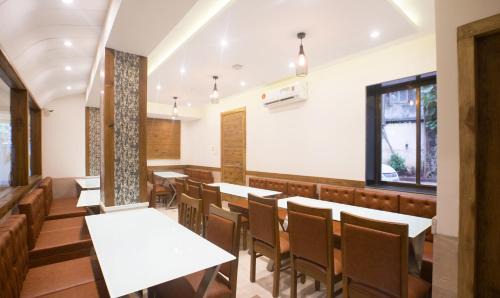 Sakinaka Hotel | Treebo Amber International