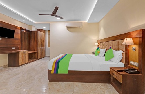 Lucknow Hotel | Treebo Heaven Grand