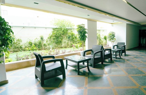 Katpadi Hotel | Treebo Kingsbury Fiesta Vellore