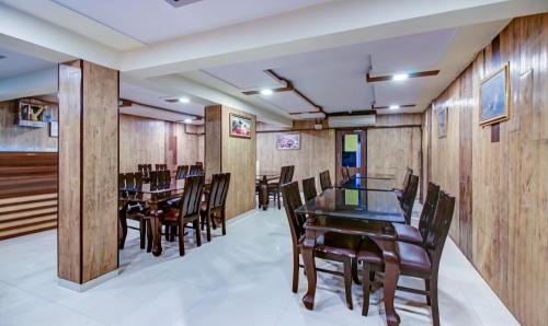 Marol Hotel | Treebo Lake Bloom Powai