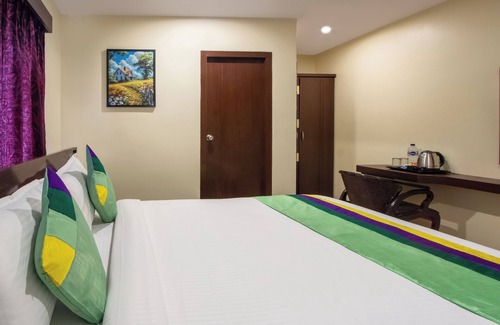 Railway New Colony Hotel | Treebo Marina Grand Railway station
