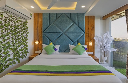 Paldi Hotel | Treebo Prince Plaza