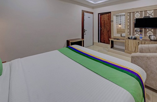 Vijayawada Hotel | Treebo Seven Inn