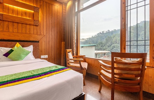 Shimla Hotel | Treebo Srishti Vaikunth With Mountain View