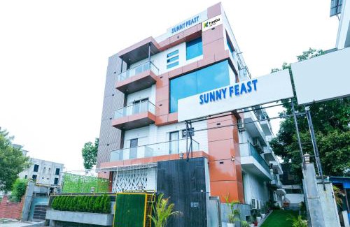Greater Noida Hotel | Treebo Sunny Feast