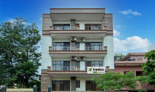 Noida Hotel | Treebo Swastika Premium