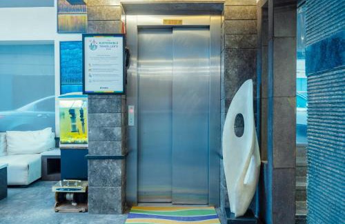 Naraina Hotel | Treebo Twin Tree