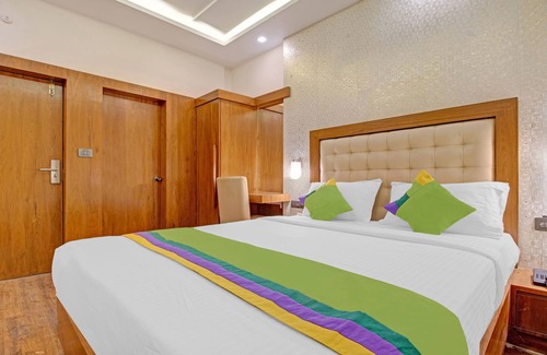 Bangalore City Center Hotel | Treebo White Inn