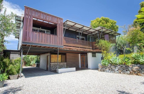 Eagle Bay House | TreeHaus I Private Properties