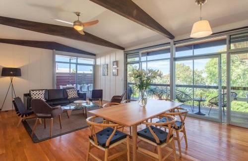 Eagle Bay House | TreeHaus I Private Properties