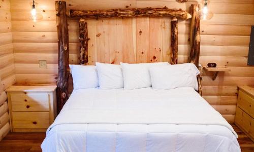 Millersburg House | Treehouse #6 by Amish Country Lodging