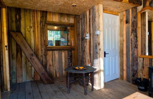Abergele House | Treehouse Cabin Wilderness Escape