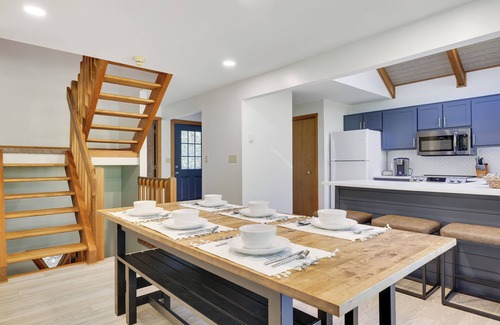 Jim Thorpe House | TreeLoft in Jim Thorpe - 4 BA : 3 BR, Each BR w/Attached Bath!