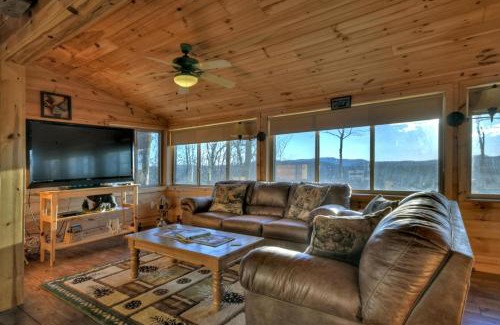 Ellijay House | Treetop Getaway