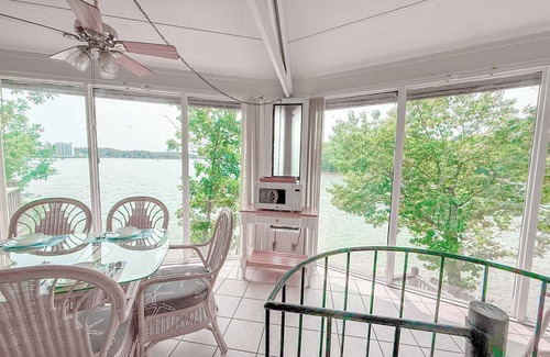 Village of Four Seasons House | Treetop Village30-2Bed/2Bath/Lakefront/Lakeview/Pools/Dock/6-8PP-Four Seasons Area